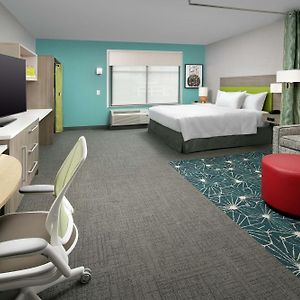 King Studio Suite Mobility Access or Non-Smoking